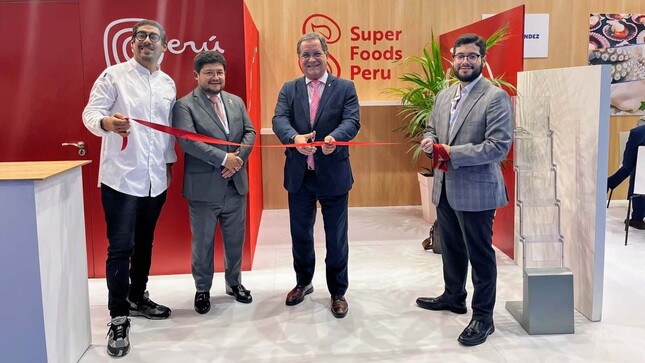 Embajador del Perú en España, D. Luis Iberico, participó en la XXV edición de la Feria Internacional de Productos del Mar Congelados
